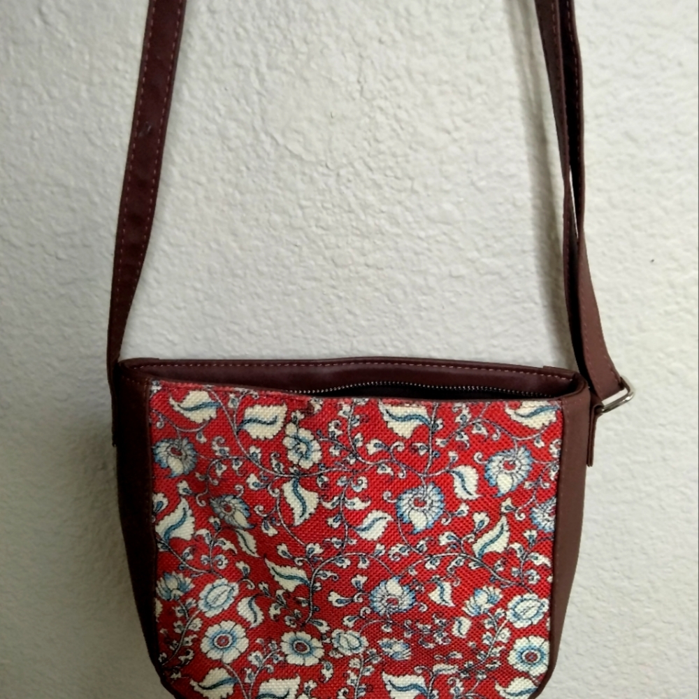 Zouk Handbag - Picture 4 of 6